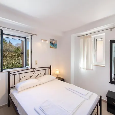 Boursinos Cozy Apartments Lefkada City Exterior photo