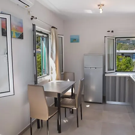 Boursinos Cozy Apartments Lefkada City Exterior photo
