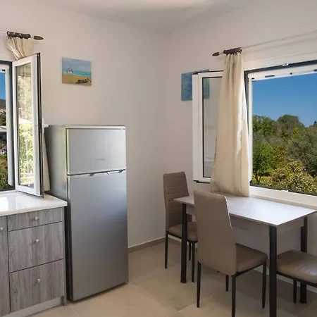Boursinos Cozy Apartments Lefkada City Exterior photo