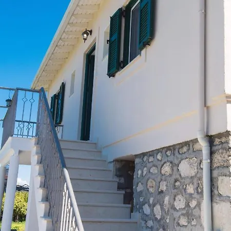 Boursinos Cozy Apartments Lefkada City Exterior photo