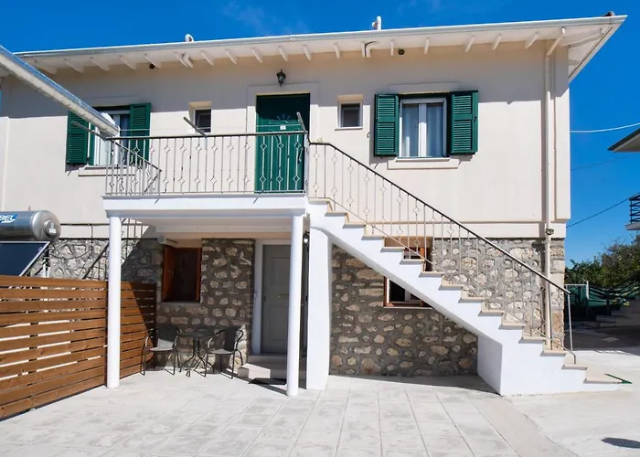 Boursinos Cozy Apartments
